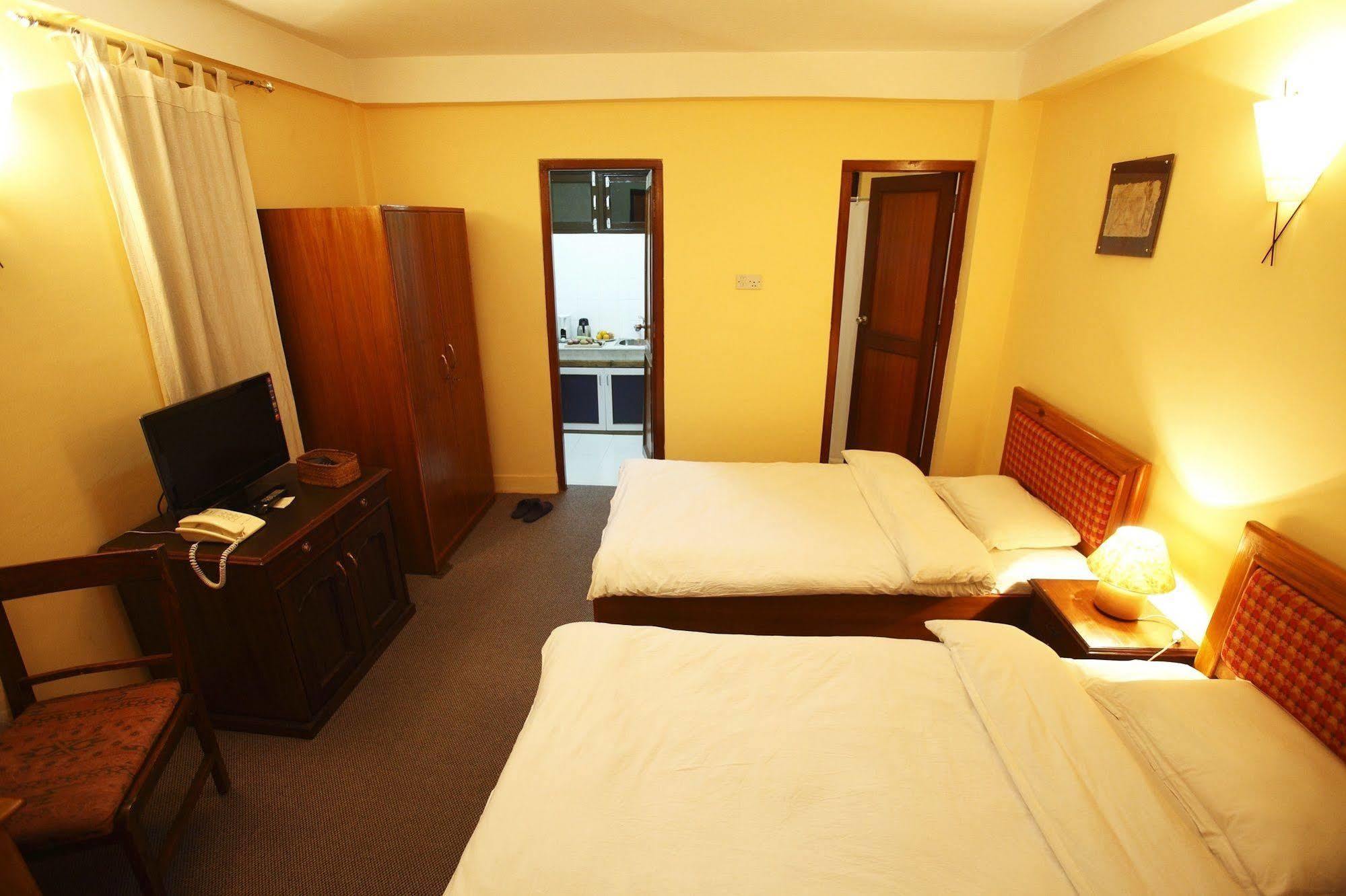 Royal Astoria Hotel 카트만두 외부 사진